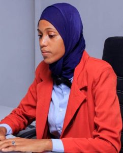 e1dae819-5f11-4f3f-b126-5fbeec8f0101